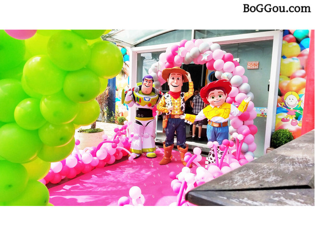 Cover Toy Story personagens vivos Wood Buzz festa infantil