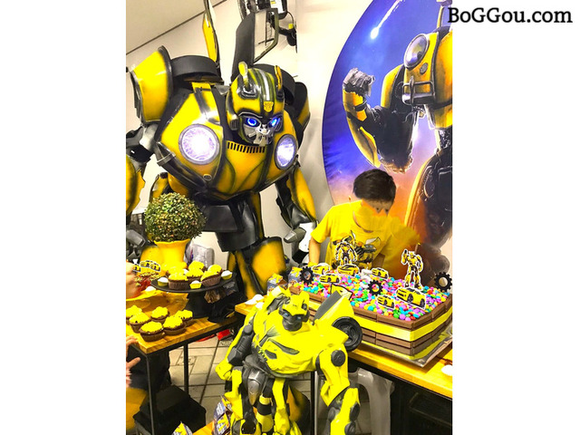 Cover Bumblebee Robo Led animação casamento evento loja festas