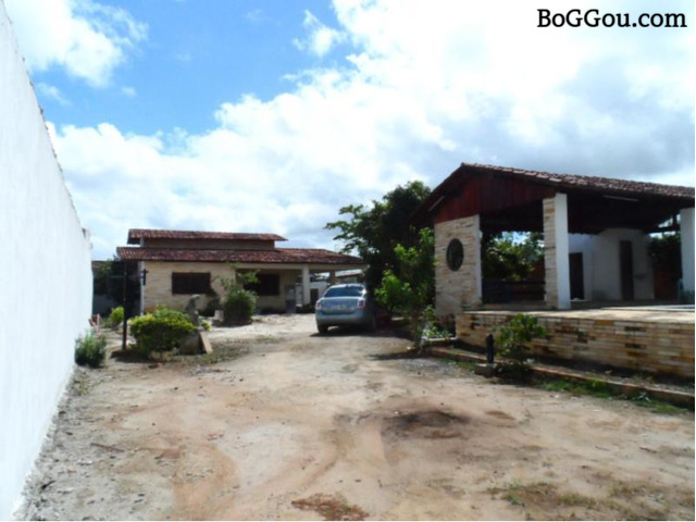 Casa de 4 quartos para venda, Gravatá, Pernambuco.